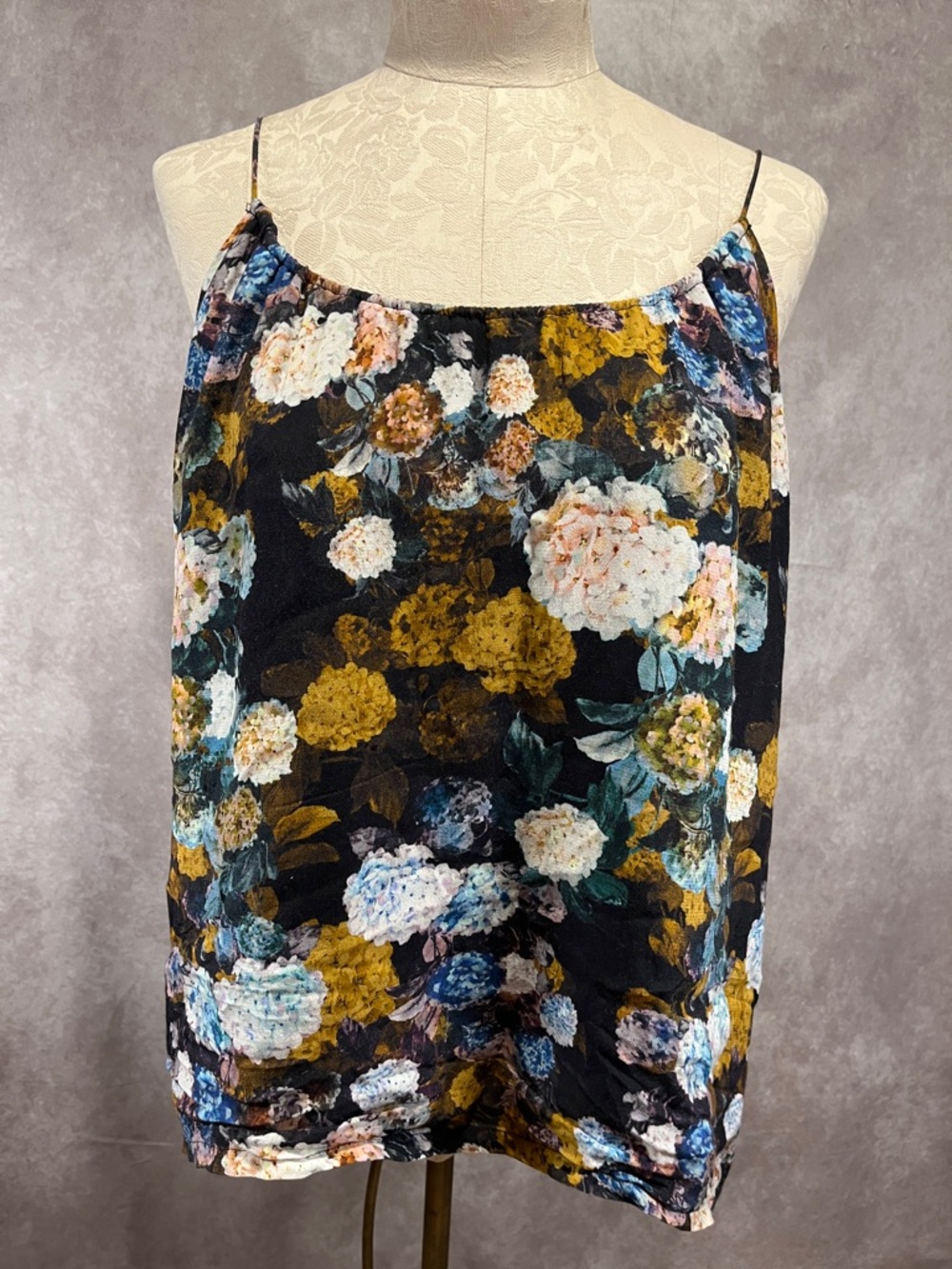 Anthropologie The Odell’s Women's Black Floral Spaghetti-Strap Tank Top sz large